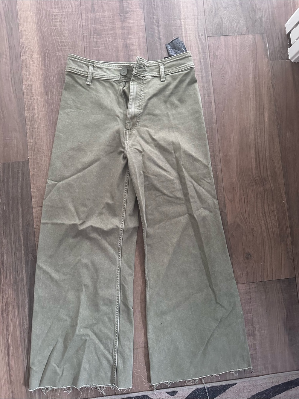 Zara Men's Olive Green Wide-Leg Chinos